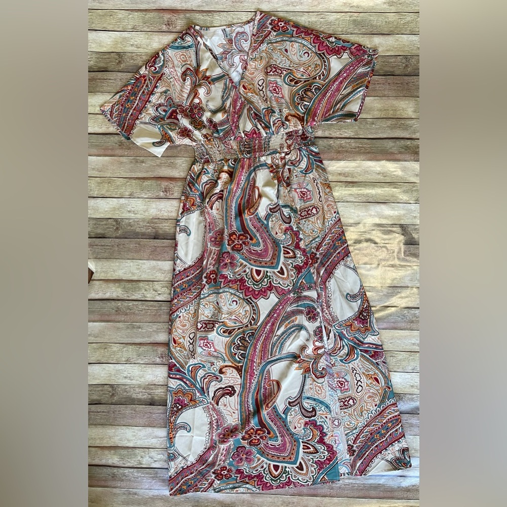 Elegant Paisley Print Dress